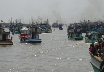 Mùi xác chết bốc lên, dân bỏ chạy ảnh 1 Mùi xác chết bốc lên, dân bỏ chạy ảnh 1